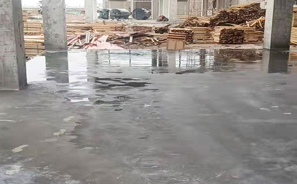 青湖路街道不发火地坪