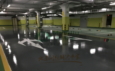 ‌旧地面翻新方案：青湖路街道环氧地坪涂层覆盖混凝土裂缝修复技术
